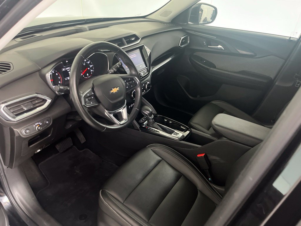 Used 2021 Chevrolet TrailBlazer LT w/ Premium Seating Package AWD/4WD image 26