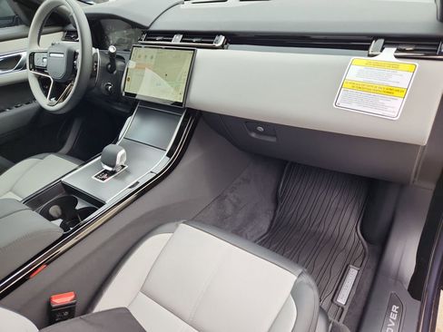 New 2026 Land Rover Range Rover Velar S image 28