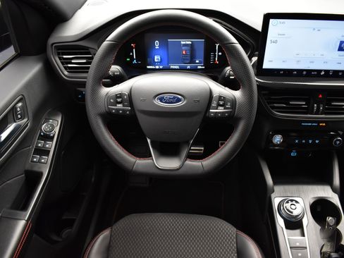 Used 2023 Ford Escape ST-Line w/ Tech Pack #1 image 25