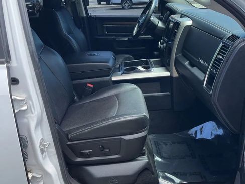 Used 2014 RAM 1500 Laramie w/ Convenience Group AWD/4WD image 18