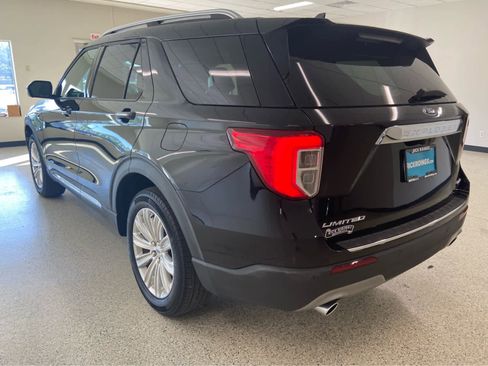 Used 2022 Ford Explorer Limited w/ Equipment Group 301A image 13