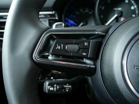 New 2026 Porsche Macan AWD/4WD image 11
