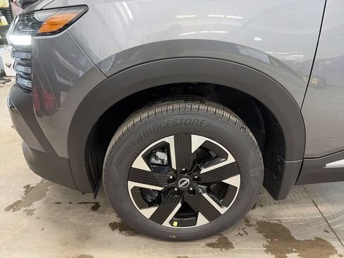 New 2026 Nissan Kicks SV w/ Cold Weather Package AWD/4WD image 10
