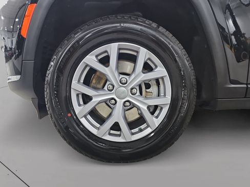 Used 2021 Jeep Grand Cherokee L Limited AWD/4WD image 8
