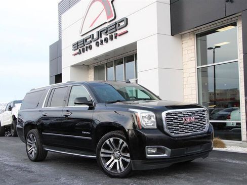 Used 2018 GMC Yukon XL Denali w/ Open Road Package image 1