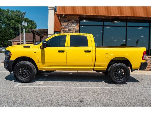 Used 2024 RAM 2500 Tradesman AWD/4WD image 5