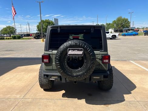 Used 2018 Jeep Wrangler Unlimited Sport S AWD/4WD image 4