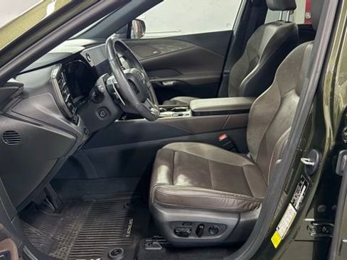 Used 2024 Lexus RX 350 w/ Convenience Package image 15