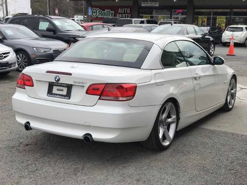 Used 2008 BMW 335i Convertible image 4