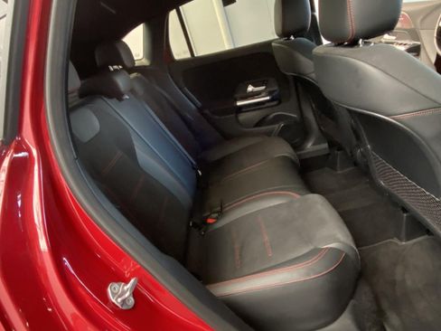Used 2022 Mercedes-Benz GLA 250 4MATIC image 12