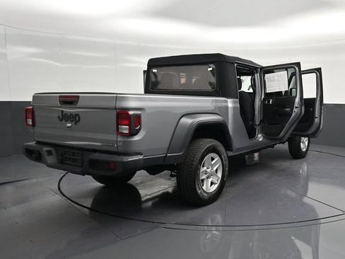 Used 2020 Jeep Gladiator Sport w/ Quick Order Package 24S AWD/4WD image 35
