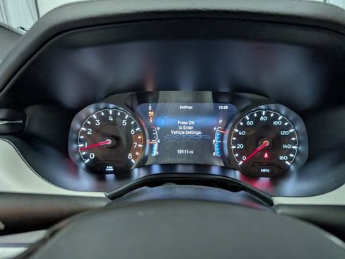 Used 2025 Jeep Compass Limited AWD/4WD image 15