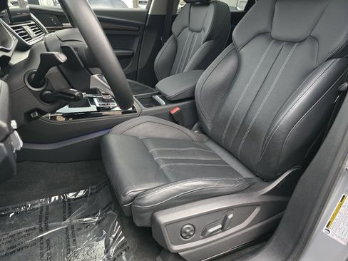Used 2023 Audi Q5 2.0T Prestige w/ Prestige Package image 41