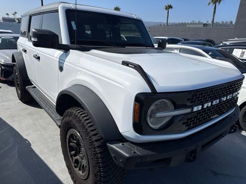 Used 2024 Ford Bronco Wildtrak AWD/4WD image 2