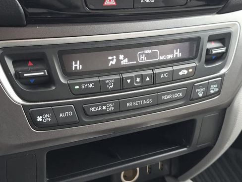 Used 2016 Honda Pilot EX image 23