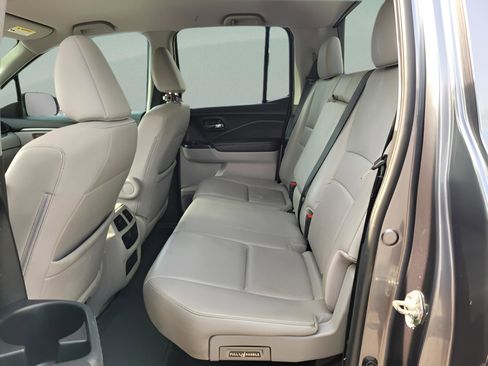 Used 2017 Honda Ridgeline RTL image 22