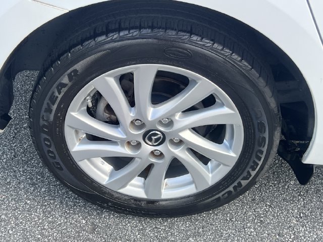 Used 2013 MAZDA MAZDA3 i Touring FWD image 19