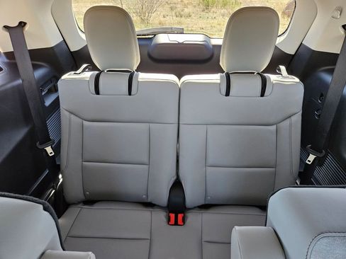 New 2026 Ford Explorer Active w/ Active Comfort Package RWD image 29