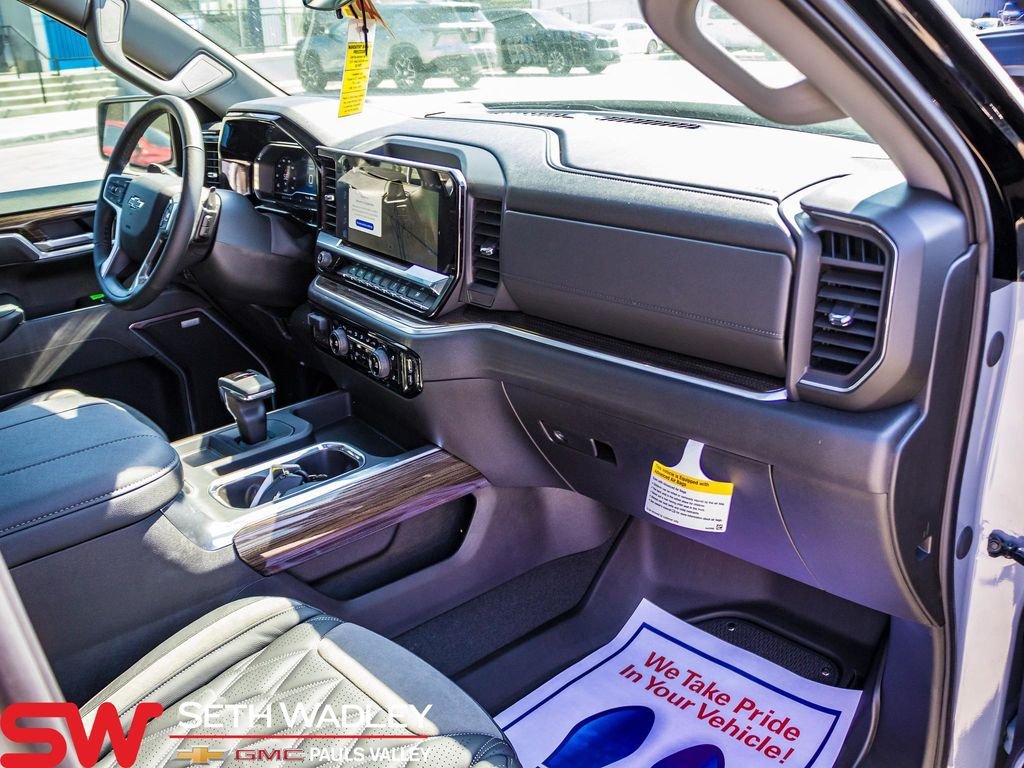 New 2025 Chevrolet Silverado 1500 RST AWD/4WD image 21