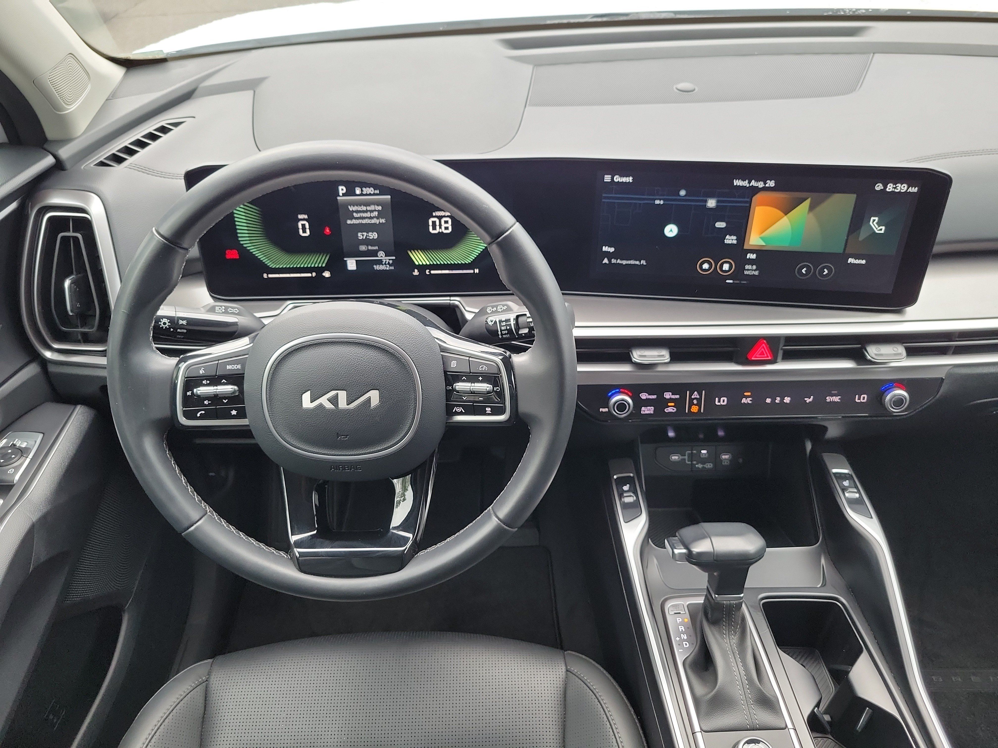 Certified 2025 Kia Sorento S w/ Panoramic Sunroof Package FWD image 16