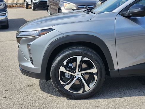 New 2026 Chevrolet Trax RS image 8