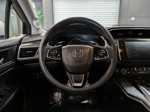 Used 2020 Honda Clarity Plug-In Hybrid image 14