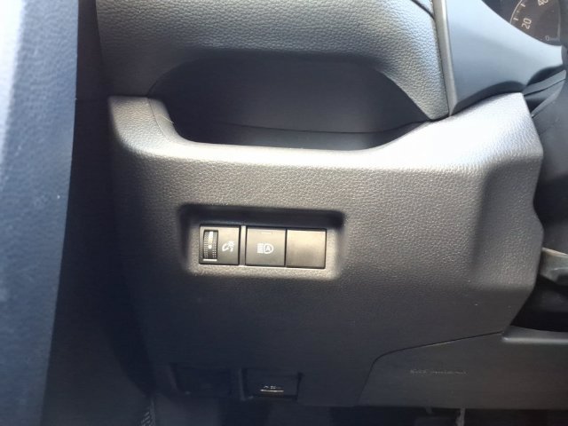 Used 2025 Toyota RAV4 LE AWD/4WD image 22