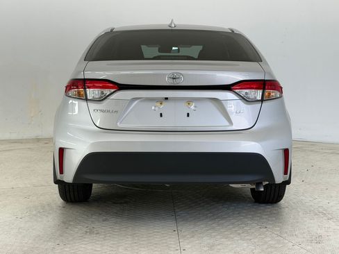 Used 2026 Toyota Corolla LE FWD image 10