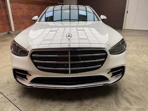 Used 2025 Mercedes-Benz S 580 4MATIC Sedan image 8