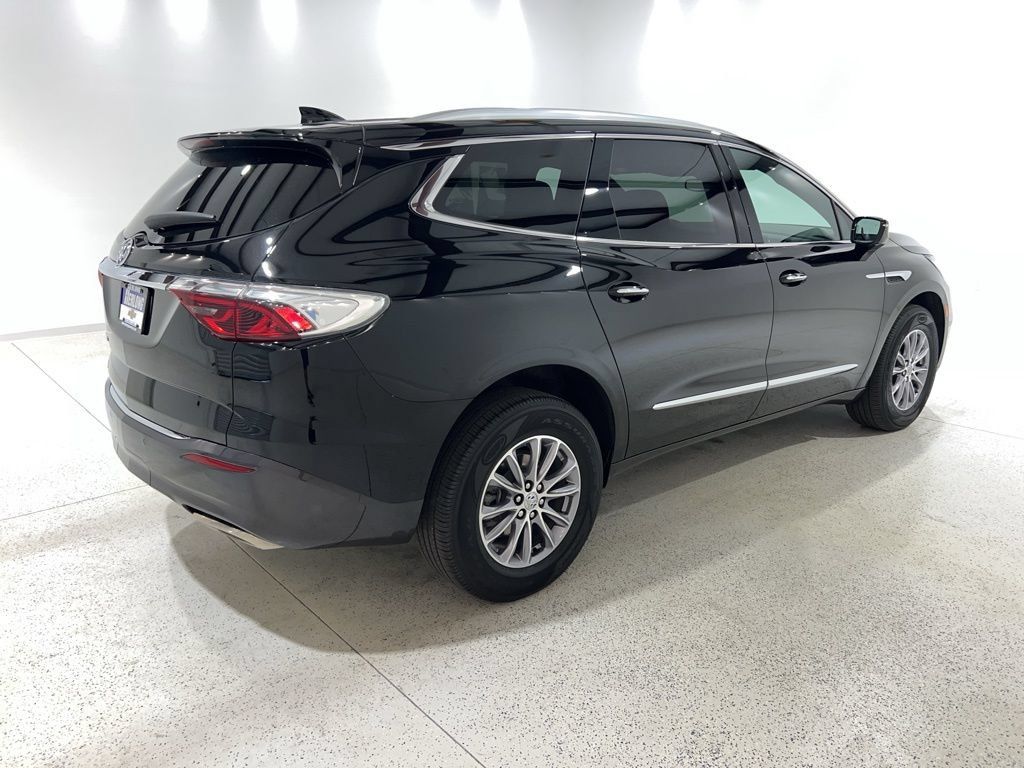 Used 2024 Buick Enclave Essence w/ LPO, Floor Liner Package FWD image 5