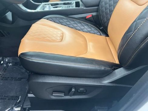 Used 2024 Ford Edge Titanium w/ Titanium Elite Package AWD/4WD image 15