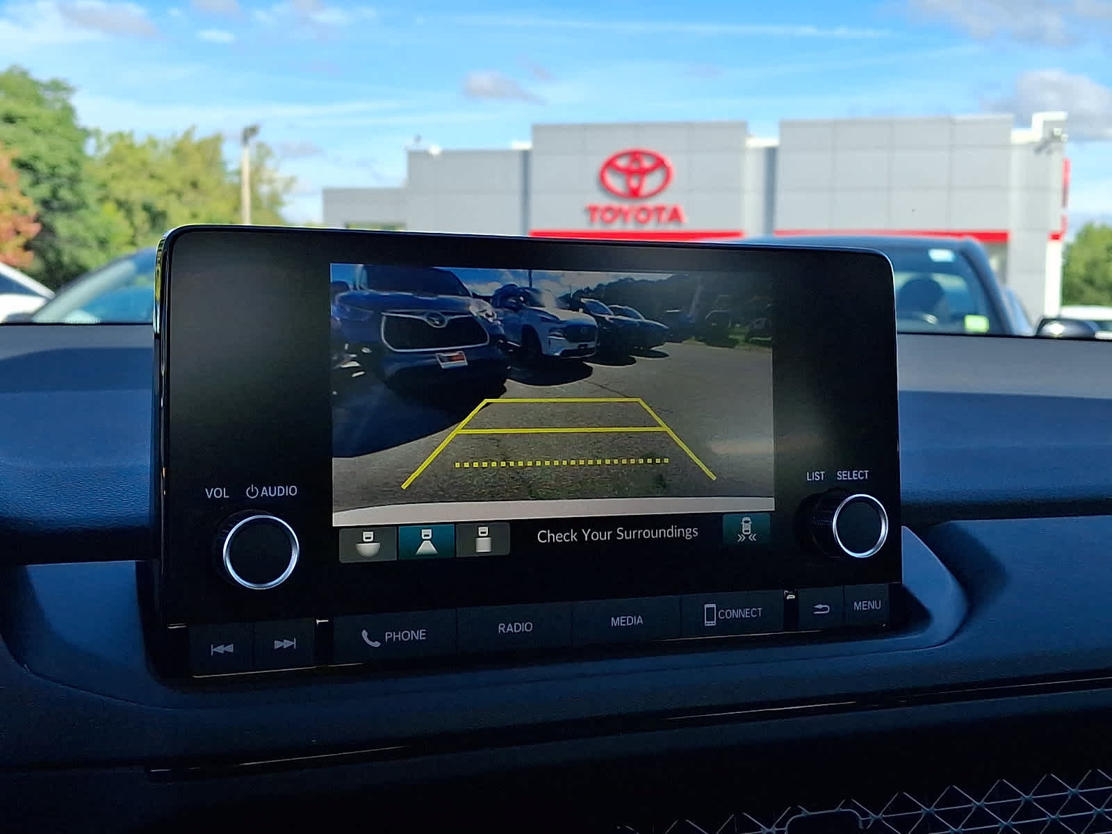 Used 2024 Honda Accord EX image 19