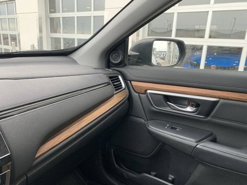 Used 2020 Honda CR-V Touring image 17
