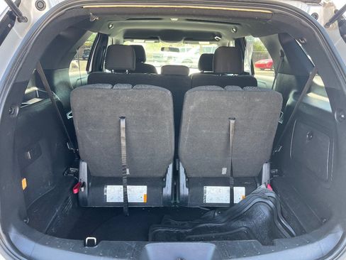 Used 2016 Ford Explorer XLT AWD/4WD image 31