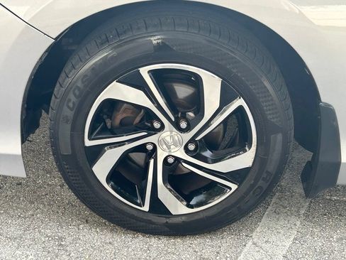 Used 2016 Honda Accord LX image 23