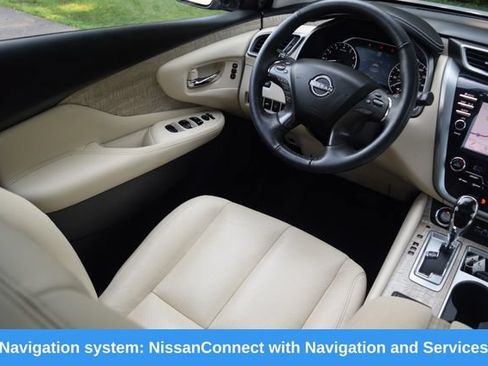 Used 2024 Nissan Murano SL AWD/4WD image 2