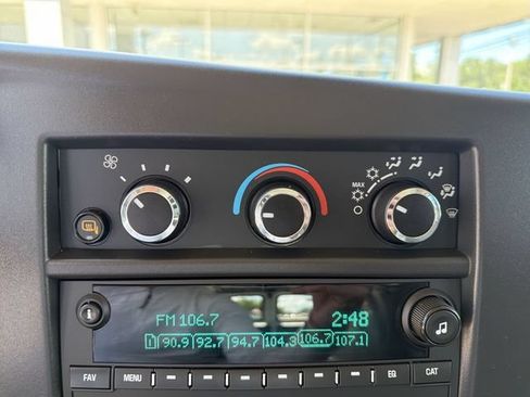 Used 2025 GMC Savana 2500 Extended w/ Driver Convenience Package RWD image 19