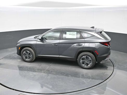 New 2026 Hyundai Tucson Blue SE image 26