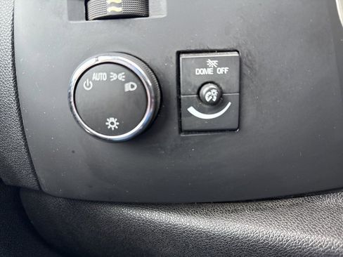 Used 2013 Chevrolet Silverado 2500 LT image 16