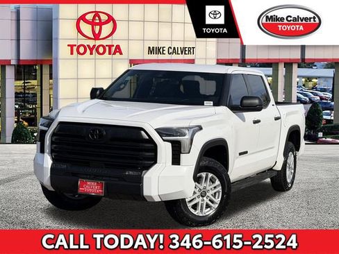 Used 2025 Toyota Tundra SR5 image 1