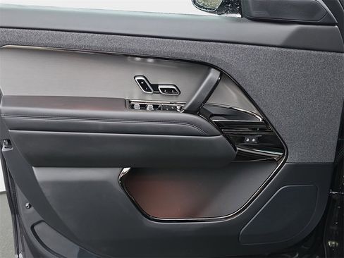 New 2026 Land Rover Range Rover Sport SE image 28