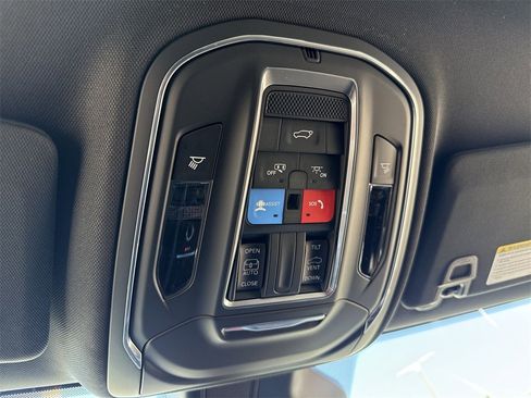 New 2025 Jeep Grand Cherokee Laredo X image 15