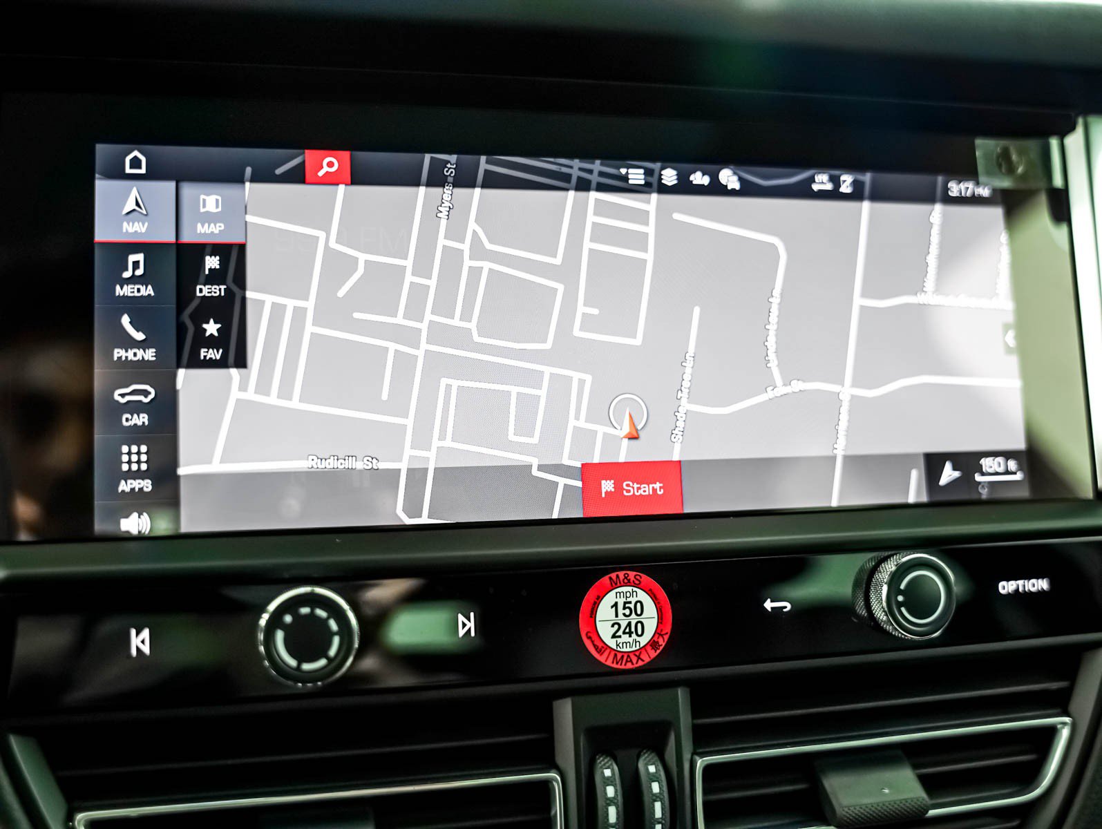Certified 2026 Porsche Macan S AWD/4WD image 24
