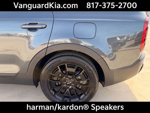 Certified 2022 Kia Telluride SX w/ SX Prestige Package image 9