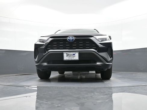 Certified 2024 Toyota RAV4 XLE image 28