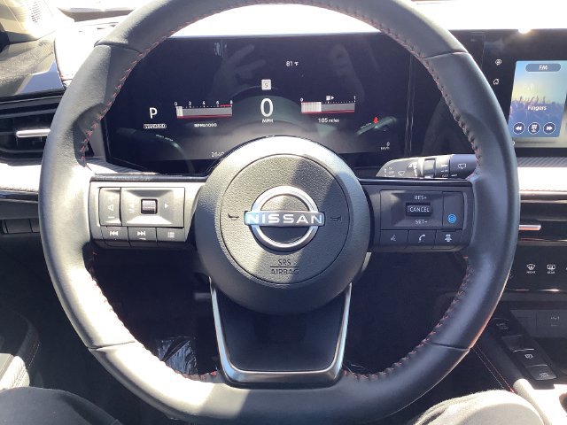 Used 2025 Nissan Kicks SR w/ Illumination Package AWD/4WD image 11