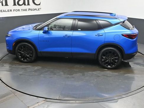 Used 2024 Chevrolet Blazer LT w/ LPO, Black Grille Bar Package image 42