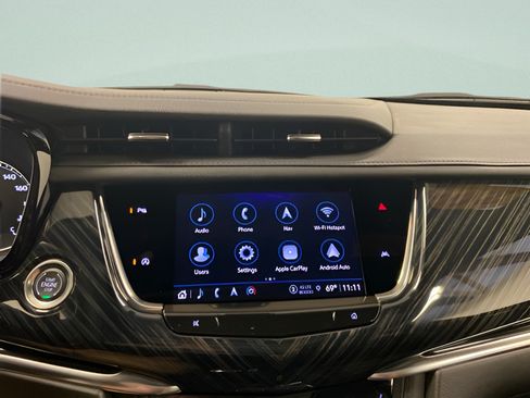 Used 2025 Cadillac XT6 Premium Luxury AWD/4WD image 10