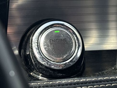 Used 2020 Lincoln Corsair FWD w/ Equipment Group 101A image 34