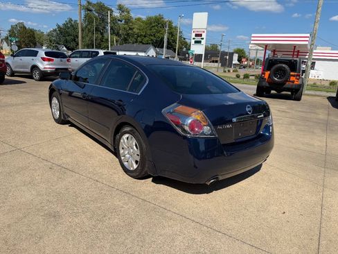 Used 2009 Nissan Altima 2.5 S FWD image 3